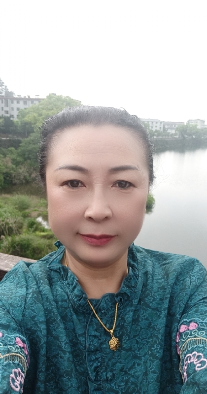 雨中情的第二张照片--衢州闪婚服务中心